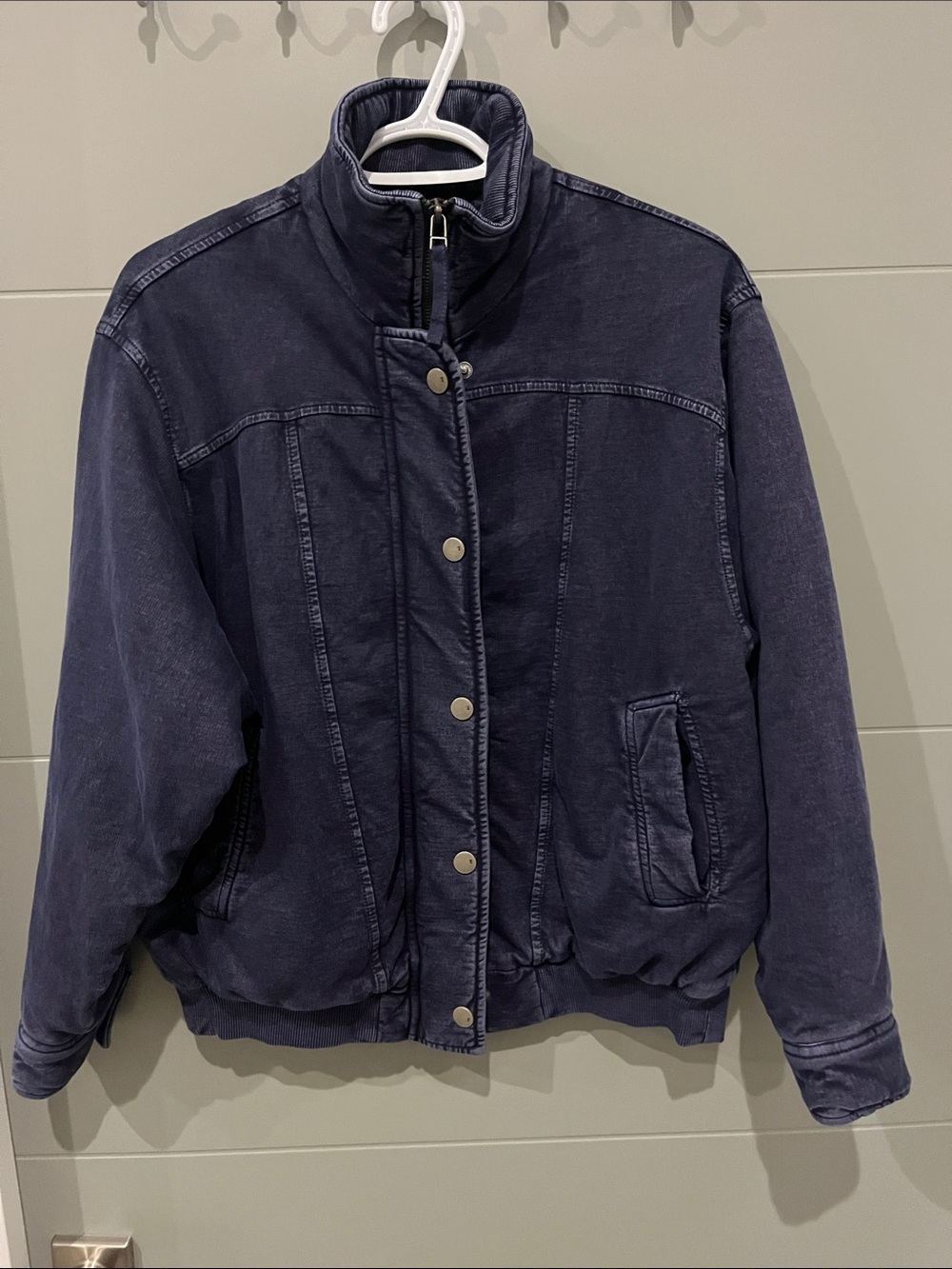 Women’s Pilcro Navy Bomber Jacket with Snap Closure size xxs